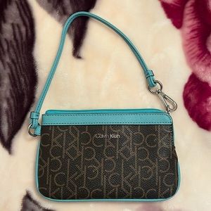 Mini wristlet Calvin klein